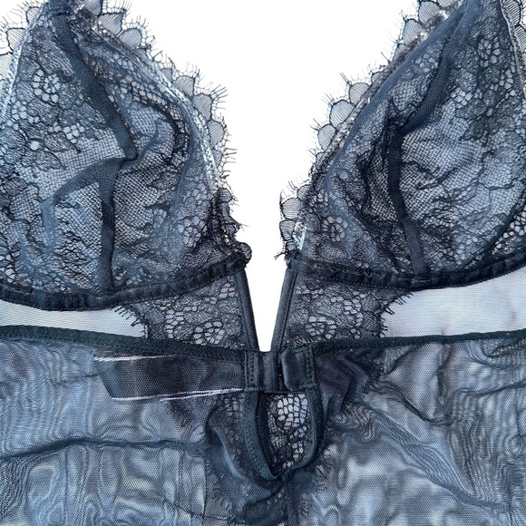 VICTORIA'S SECRET SEXY BLACK LACE MESH SLIP-ON BODYSUIT ONE-PIECE LINGERIE S - Picture 11 of 16
